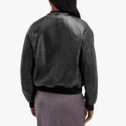 Jil Sander Leather Bomber Jacket 9 Jil Sander Leather Bomber Jacket -Vibrant Vogue 02 02 2024 SI J04BN0104 J07173 001 8 1
