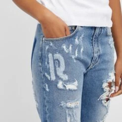 Paco Rabanne Ripped Baggy Jeans -Vibrant Vogue 08 02 2024 LB 24PCPA322CO0487 P418 9 1