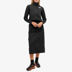 The North Face Denali Fleece Cropped Jacket -Vibrant Vogue 09 08 2023 JA NF0A7WXYJK3 m8 1