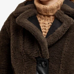 Stand Studio Tory Faux Shearling Jacket 11 Stand Studio Tory Faux Shearling Jacket -Vibrant Vogue 09 10 2023 BLR 61969 9082 87200 9 1