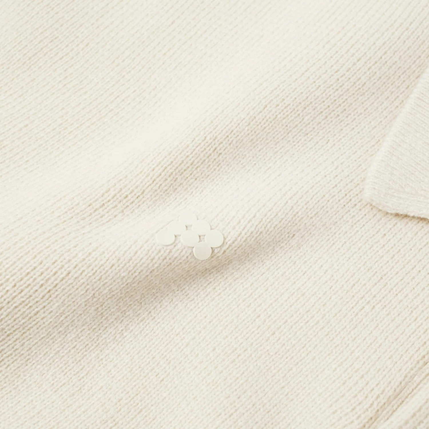 Pangaia Recycled Cashmere Polo Sweater 7 Pangaia Recycled Cashmere Polo Sweater - Image 5