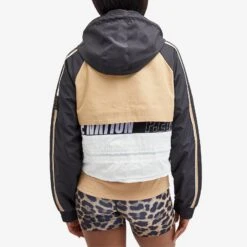 P.E Nation Cropped Logo Jacket 9 P.E Nation Cropped Logo Jacket -Vibrant Vogue 15 01 2024 JA 241J234 SND 7 1