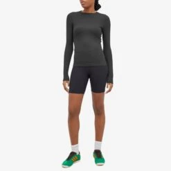 Joah Brown Long Sleeve Crew Neck Top 10 Joah Brown Long Sleeve Crew Neck Top -Vibrant Vogue 15 03 2024 AJ 654LST VBK m8 1