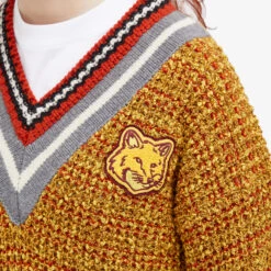 Maison Kitsune Fox Head Crafty Comfort Jumper -Vibrant Vogue 19 12 2023 JA LW00803KT1095 H775 9 1