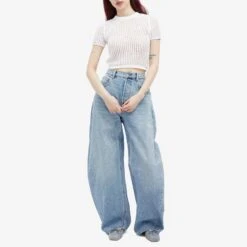 Alexander Wang Logo Crop T-Shirt -Vibrant Vogue 21 05 2024 JA 4KC2241018 100 m8 1