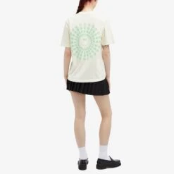 Obey Radiate T-Shirt 10 Obey Radiate T-Shirt -Vibrant Vogue 22 05 2024 BLR 267862499 UBL m8 1