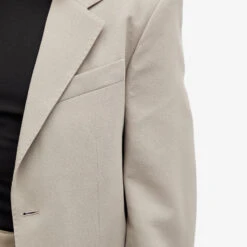 AMI Paris Oversized Wool Jacket -Vibrant Vogue 26 04 2024 AJ FBV303 WV0039 811 9 1