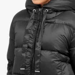 Max Mara Seia Padded Jacket 11 Max Mara Seia Padded Jacket -Vibrant Vogue 28 09 2023 JD 2394860336600 009 9 1