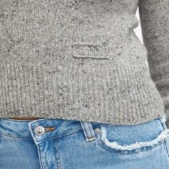 AMI Paris Ami Logo Crew Jumper -Vibrant Vogue 29 04 2024 JW FKS035 KN0038 096 9 1