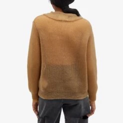 Maison Margiela Crew Sweatshirt 9 Maison Margiela Crew Sweatshirt -Vibrant Vogue 30 04 24 SI S29HL0006 M13005 157 7 1